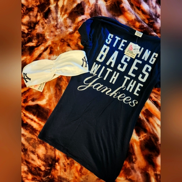 NWT Victorias Secret PINK limited edition NY YANKEES BUNDLE XS - Picture 1 of 8